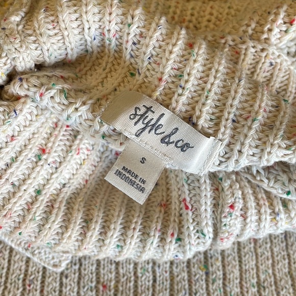 Neutral High Low Mock Neck Sweater - SZ S - Picture 5 of 6